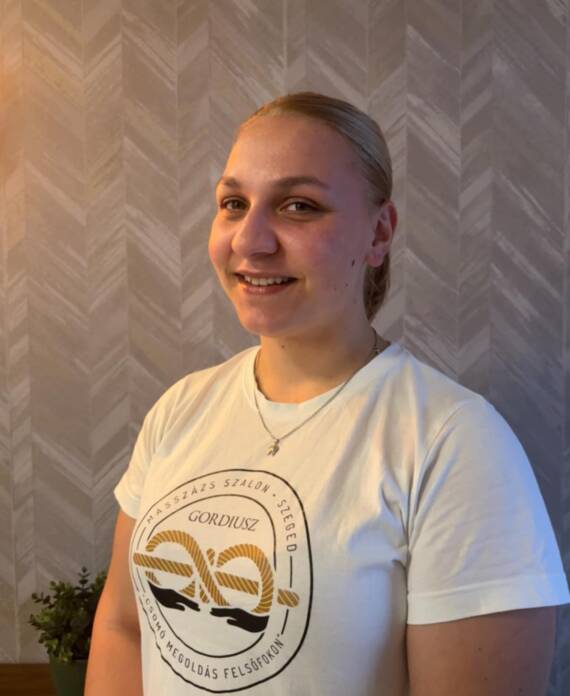 Kriszti szakképzett gyógymasszőr